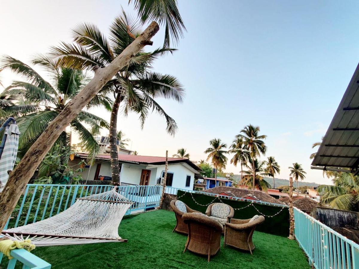 Wtf My House Hotel Baga Exterior foto