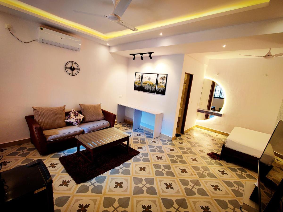 Wtf My House Hotel Baga Exterior foto