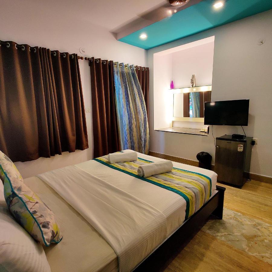 Wtf My House Hotel Baga Exterior foto