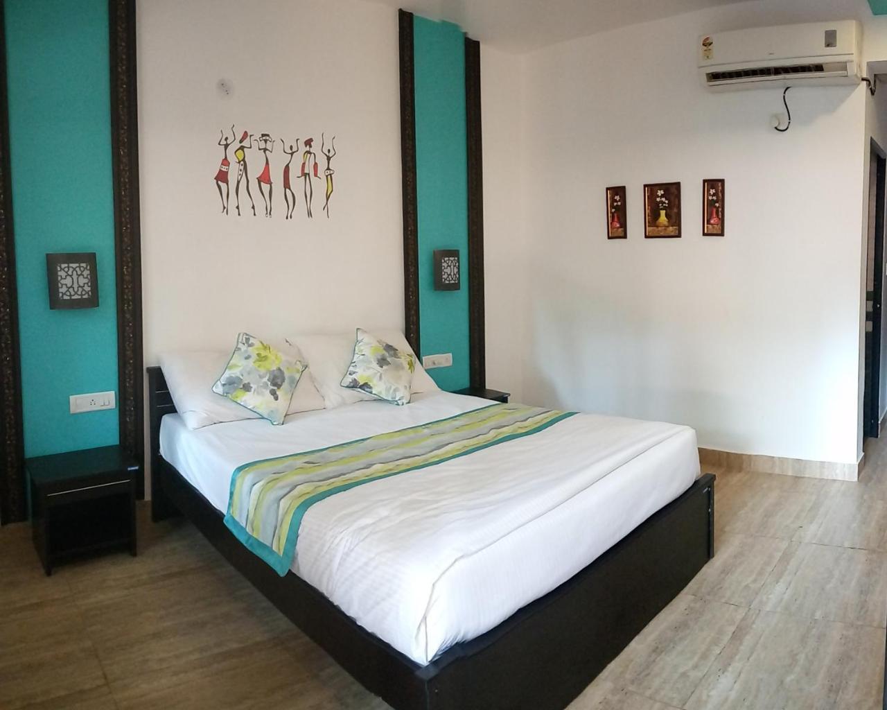 Wtf My House Hotel Baga Exterior foto