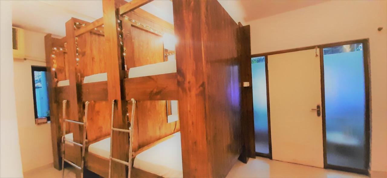 Wtf My House Hotel Baga Exterior foto